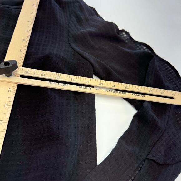 BCBGMaxAzria Dress Womens XX Small Black Ruffle Sleeve Mini Shift LBD - Picture 10 of 10